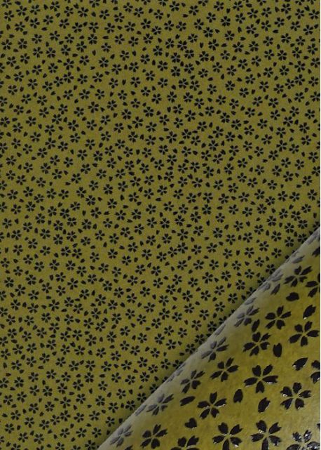 Sakura laqué noir fond vert olive (48x65)