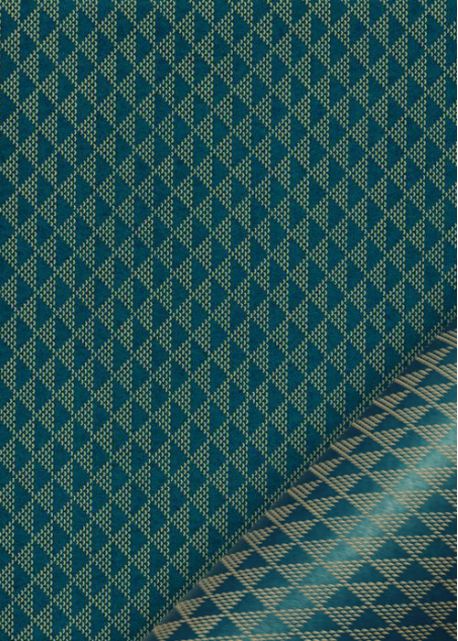 Triangles laqués beige fond bleu paon (48x65)