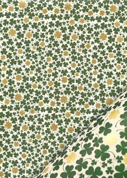 Les trèfles verts fond ivoire réhaussé or (70x100)